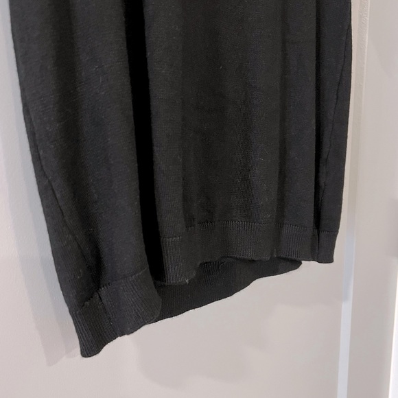 Black Collared Top - Picture 2 of 6